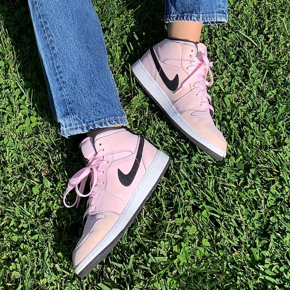 air jordan 1 mid gs pink foam